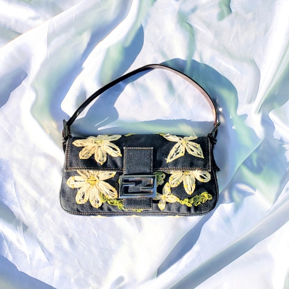 🌺SOLD FENDI FLORAL DARK DENIM BAGUETTE🌺